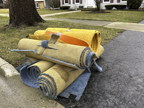 Carpet Haul Away Service in Cranston
